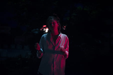selective focus photography of woman in white dress shirt thumbnail