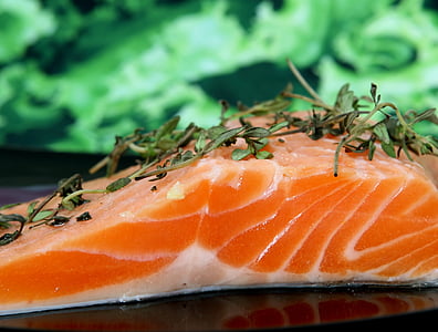 sliced raw fish thumbnail