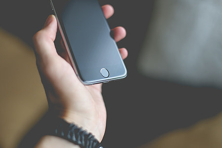 iPhone 6 in Hand thumbnail