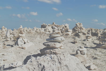 white balance rock thumbnail
