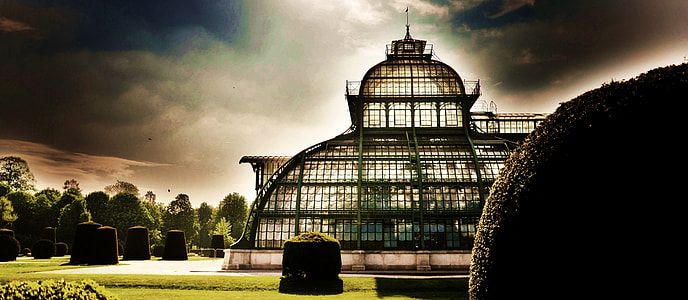 Palm House HDR in Vienna, Austria thumbnail