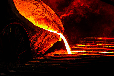 melted  metal pouring thumbnail