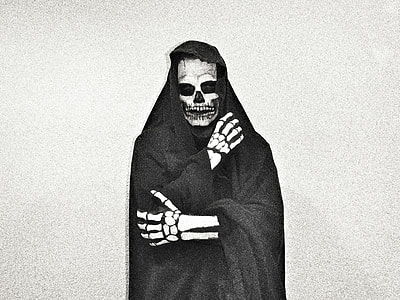 skeleton in black robe sketch thumbnail
