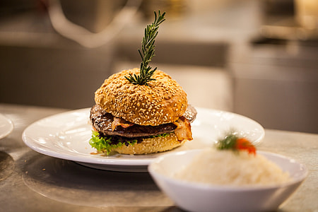 burger on ceramic plate thumbnail