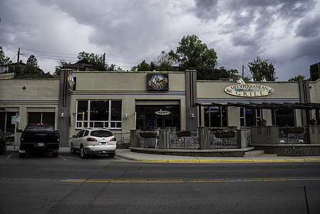 Street Shops on the street in Helena, Montana thumbnail