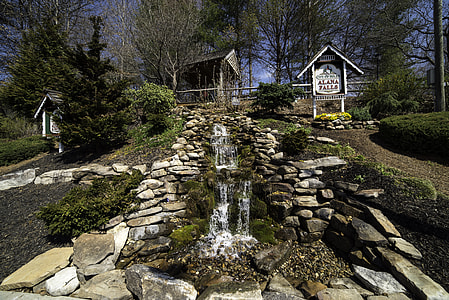 Small Cascades by the road in Alpine Helen, Georgia thumbnail