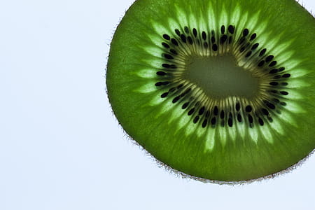Kiwi close-up thumbnail