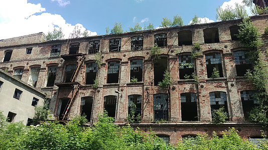 The Historical Building Of The Priest'S Mi thumbnail