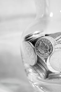 2008 round silver-colored coin thumbnail