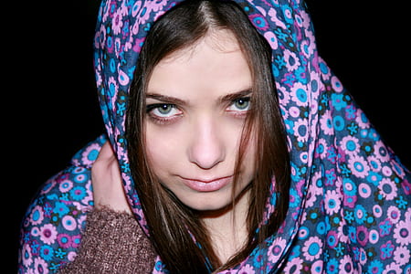 woman in blue scarf thumbnail