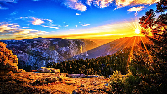 mountains during sunset thumbnail