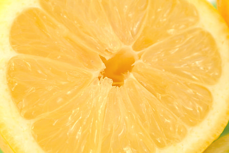 slice of lemon thumbnail