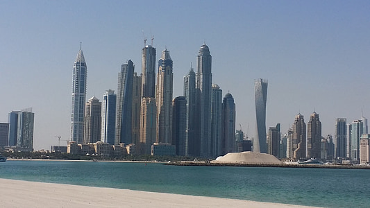 panoramic photography of highrise building thumbnail
