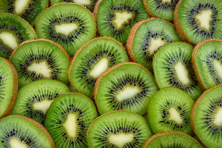 Sliced Kiwi Fruits thumbnail