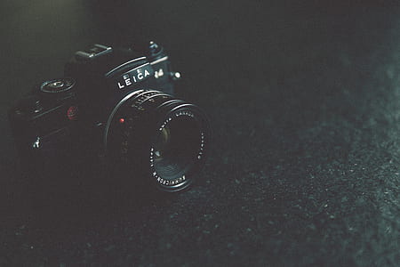 black Leica DSLR camera thumbnail