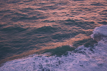 ruffling body of water thumbnail