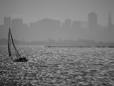 sailing boat on body of water thumbnail