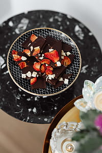 Milk Chocolate with strawberries thumbnail