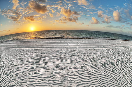 landscape photo of seashore thumbnail