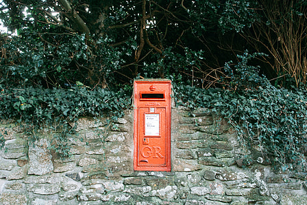 British Royal Mail post box thumbnail