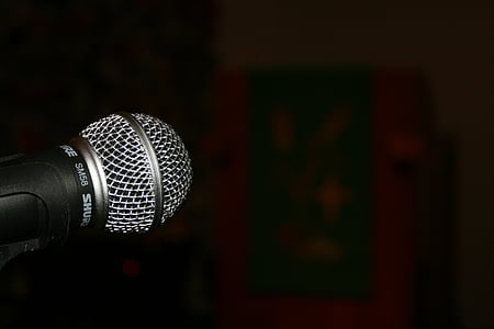 rule of thirds photography of microphone thumbnail