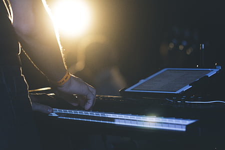 person playing electronic keyboard thumbnail