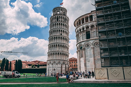 Leaning Tower of Pisa, Italy thumbnail