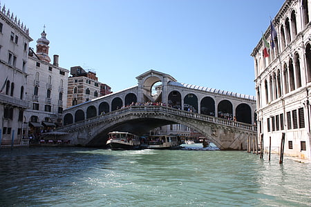 Realto Bridge, Italy thumbnail