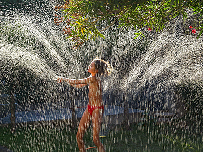 boy playing water thumbnail