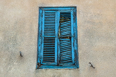 brown wooden window thumbnail