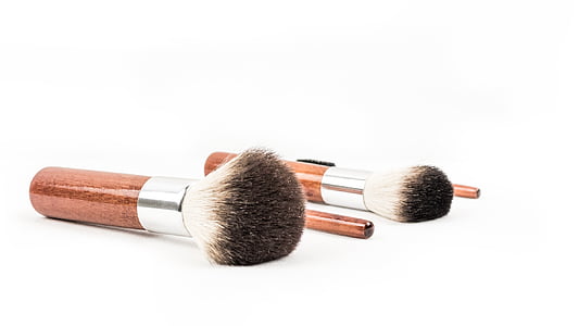 two brown-and-white makeup brush thumbnail