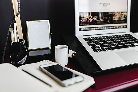 Pink desk in the home office thumbnail