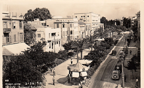 Rothschild Boulevard, circa 1930 in Tel-aviv, Israel thumbnail
