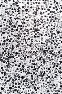 white and black textile pattern thumbnail