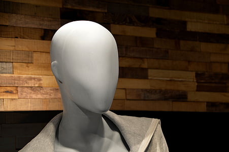 grey faceless mannequin thumbnail