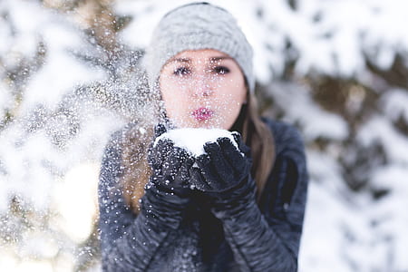 woman, lady, feamle, snowball thumbnail