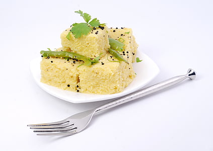 cheese cake on saucer thumbnail