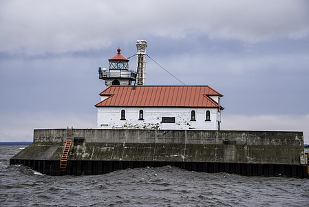Lighthouse closeup on the Pier in Duluth, Minnesota thumbnail
