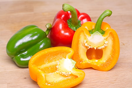three bell peppers thumbnail