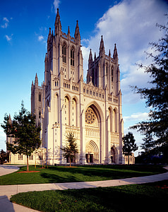 National Cathedral, Architecture thumbnail