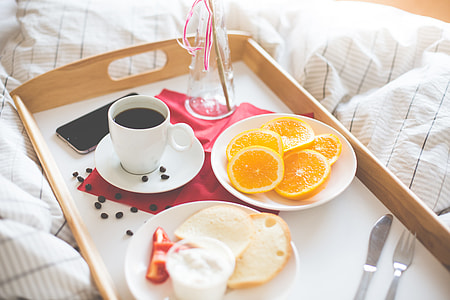 Fresh & Romantic Morning Breakfast in Bed thumbnail