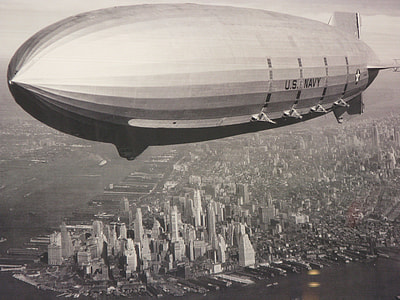 U.S. Navy balloon aircraft thumbnail