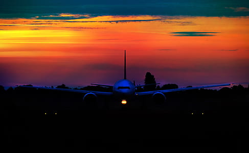 air plane on mid air thumbnail