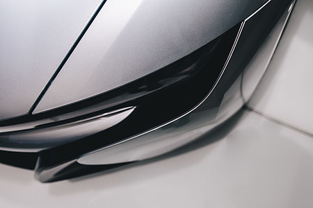 Silver BMW i8 thumbnail