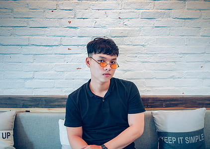 Man Wearing Black Polo Shirt thumbnail