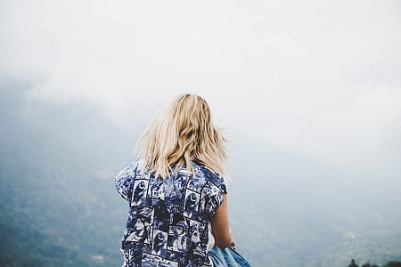 woman looking at mountain thumbnail