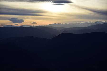 silhouette of mountain thumbnail