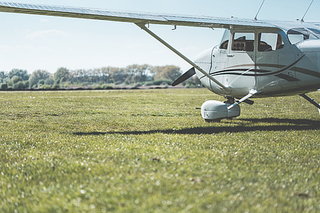 Cessna Plane is Ready on The Airport thumbnail