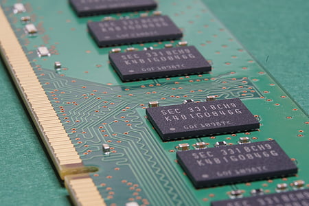 green and black DIMM card thumbnail