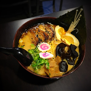 ramen in bowl thumbnail